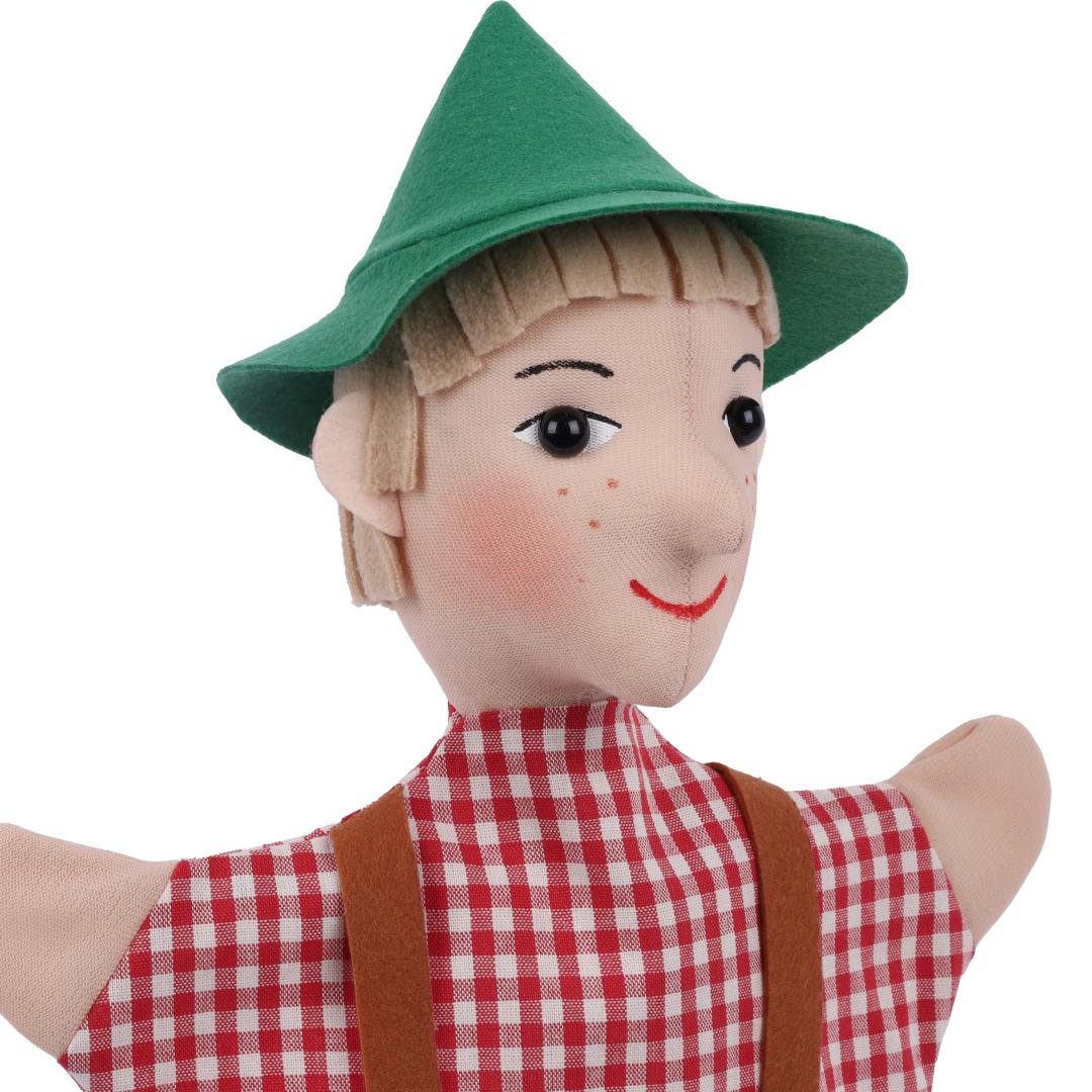 Seppel hand puppet by munabo, close-up of the face with freckles and a broad smile.
