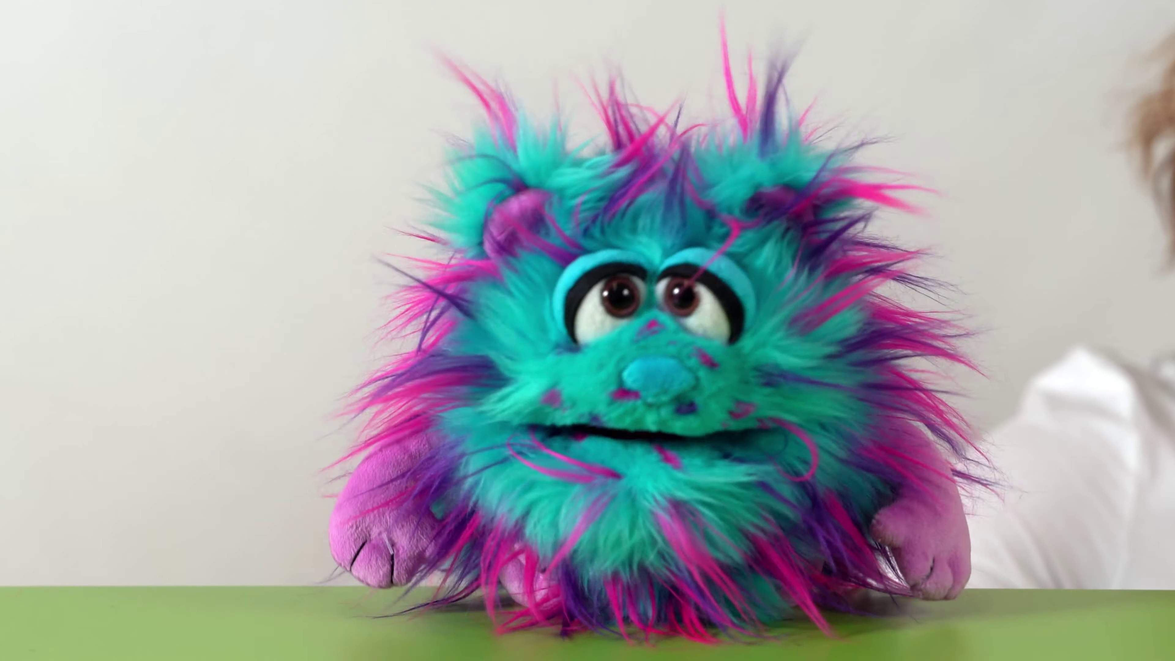 Living Puppets hand puppet Hupe - Monster to go! Demo