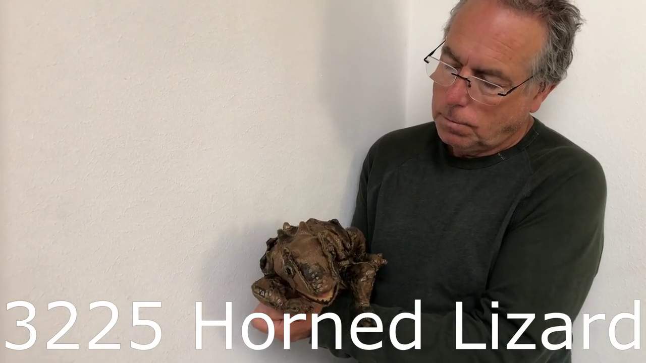Folkmanis Horned Lizard Hand Puppet Demo