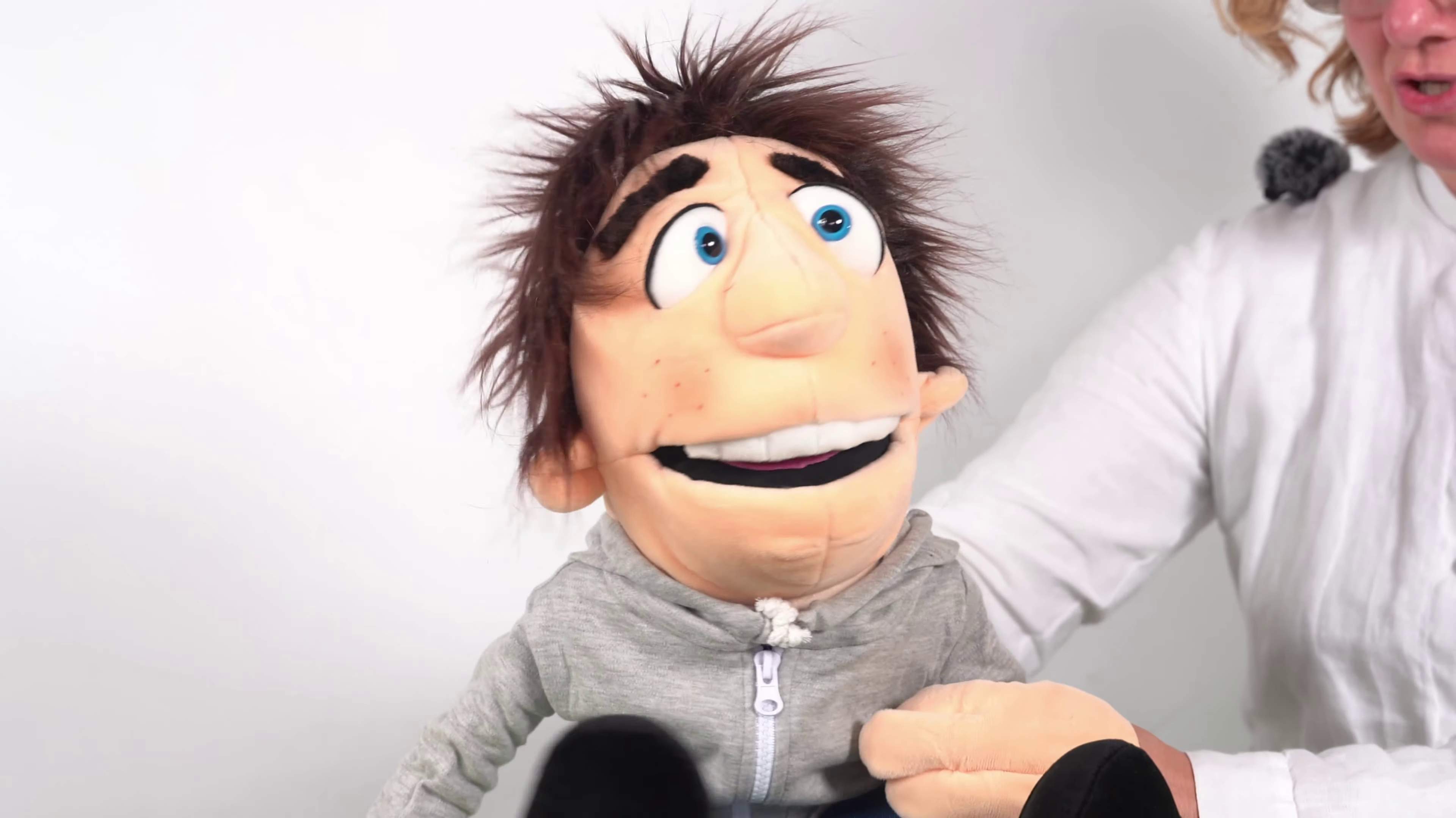 Living Puppets hand puppet Mr. Sunday Demo