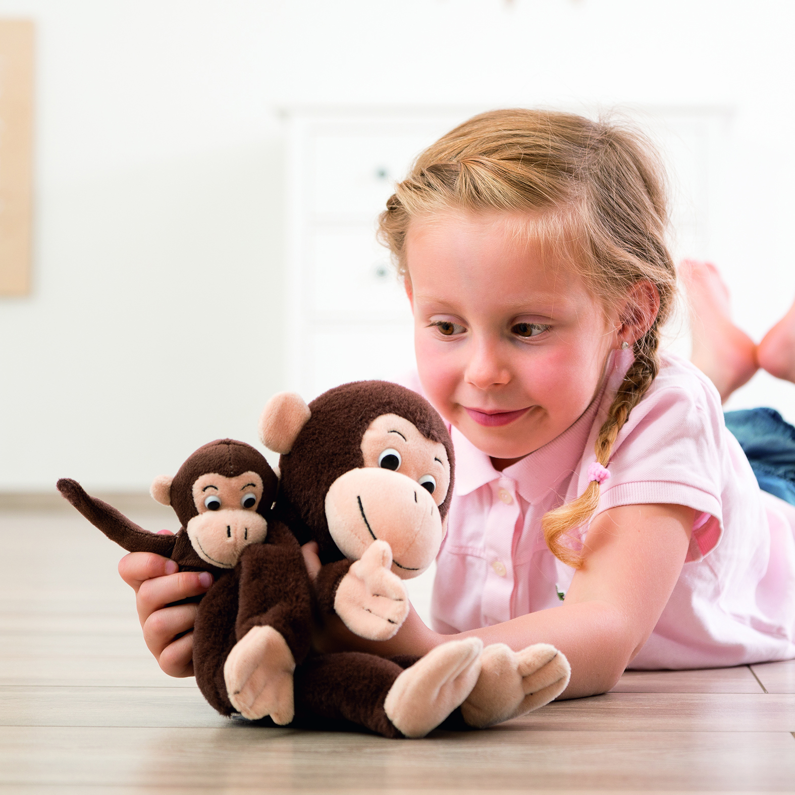 Stories hand puppet monkey Cheeta and finger puppet Bibi - by Beleduc - Produktbild 2