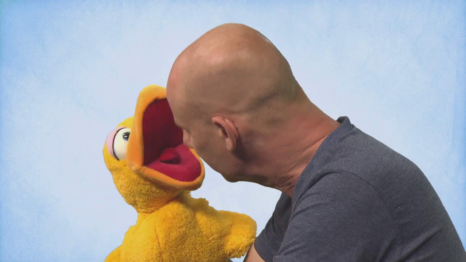 Living Puppets hand puppet Giesela the duck Demo