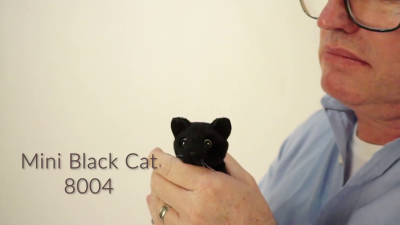 Folkmanis Mini Black Cat Finger Puppet Demo