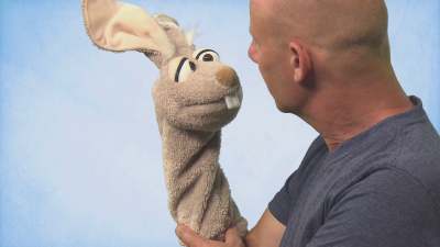 Living Puppets sock hand puppet Mampfred the bunny Demo