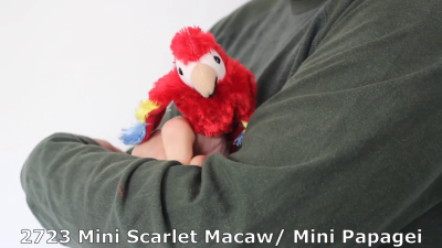 Folkmanis Mini Scarlet Macaw Finger Puppet Demo